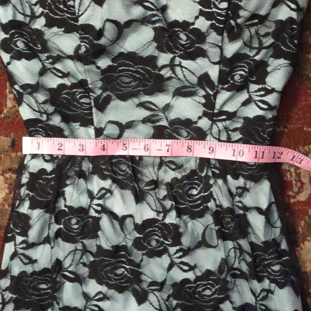 Vintage 2000s sweetheart lace prom dress - Picture 8 of 10